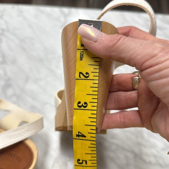 Anthropologie | Swedish Hasbeens White Flower Leather Clog Sandal Size 39 - Picture 14 of 15